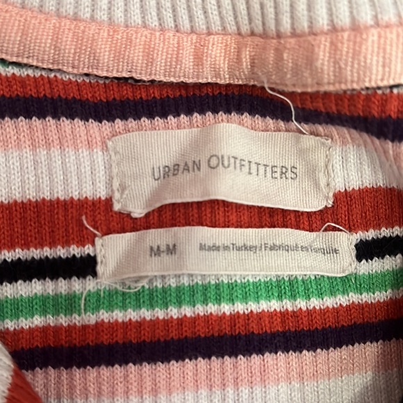 excellent condition urban outfitters crop top - Picture 3 of 4